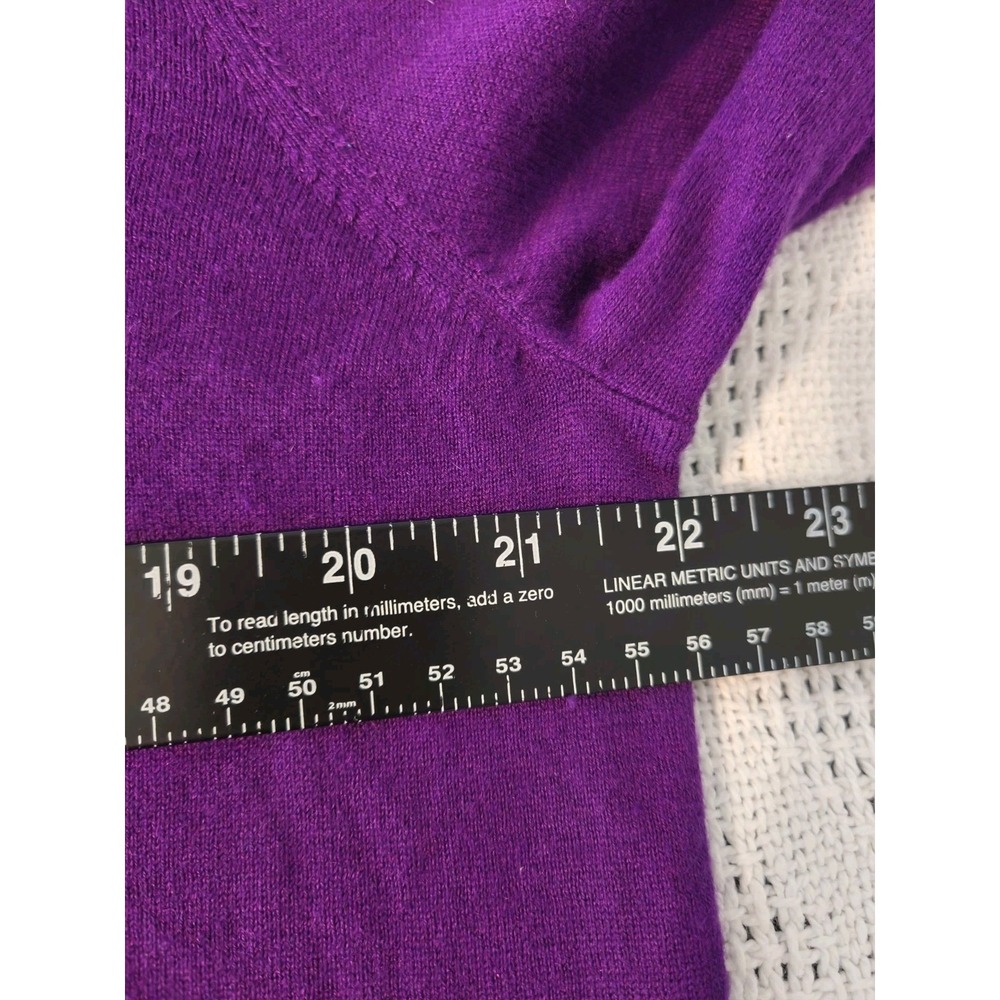 Neiman Marcus Cashmere Silk Sweater Womens Large Purple V Neck Knit Luxury - Picture 5 of 8